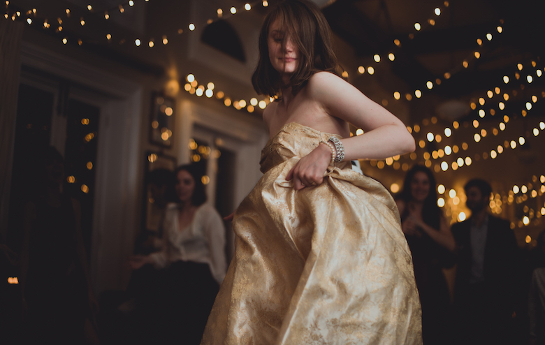 dance moves bride - alternative wedding photographer - London Wedding
