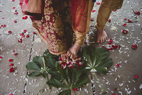 Outdoor Wedding Photography - Indian wedding - PHotographer UK - natural wedding photography