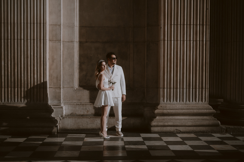 Aleternative wedding photographer London - Sasha Mihalova - St Paul's wedding couple shoot